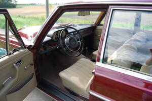 Image 37/58 of Mercedes-Benz 280 SE (1968)