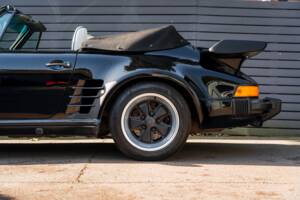 Imagen 8/60 de Porsche 911 Carrera 3.2 (WTL) (1988)