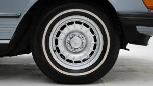 Image 11/15 of Mercedes-Benz 380 SL (1982)