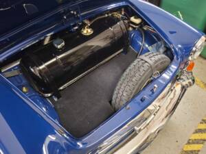 Image 62/83 of Autobianchi Bianchina Convertible (1965)