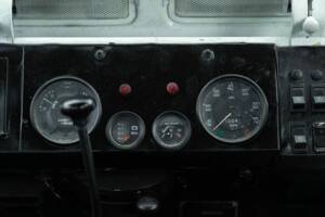 Bild 49/50 von Land Rover 88 Lightweight (1977)