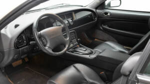 Image 5/9 of Jaguar XKR (2001)