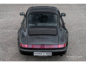 Image 8/28 de Porsche 911 Carrera 4 (1990)