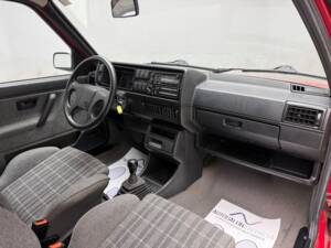 Bild 24/26 von Volkswagen Golf II 1.6 (1990)