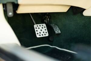 Bild 39/42 von Aston Martin DB 7 GTA (2003)
