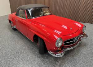 Image 5/8 of Mercedes-Benz 190 SL (1962)
