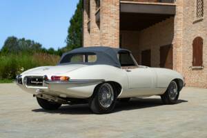 Bild 11/50 von Jaguar E-Type (1968)