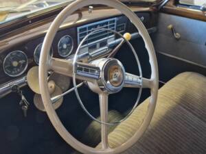 Image 2/8 of Plymouth Special Suburban (1950)