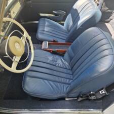 Image 19/100 of Mercedes-Benz 250 SL (1967)