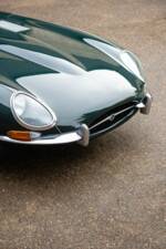 Image 5/48 de Jaguar Type E 4.2 (1965)