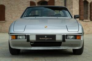 Afbeelding 3/49 van Porsche 924 (1985)