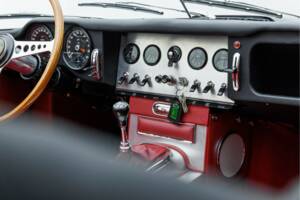 Afbeelding 24/50 van Jaguar E-Type 3.8 (1961)