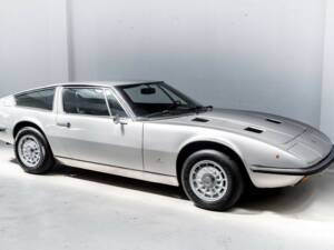 Image 38/50 of Maserati Indy 4900 (1973)