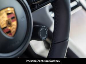 Obraz 10/31 pojazdu Porsche Taycan 4S Sport Turismo (2026)