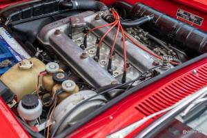 Image 23/24 of Alfa Romeo 2000 GT Veloce (1973)
