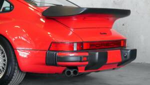 Image 24/31 de Porsche 911 Turbo 3.3 (1978)