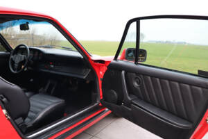 Image 9/50 of Porsche 911 SC 3.0 (1982)