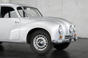 Image 23/50 of Tatra T 87 (1949)