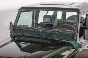 Immagine 6/18 di Land Rover Defender 90 Td5 (2002)