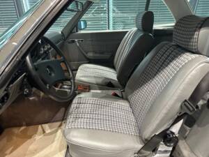 Bild 7/14 von Mercedes-Benz 280 SL (1984)