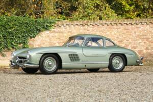 Image 11/50 of Mercedes-Benz 300 SL &quot;Gullwing&quot; (1955)