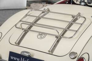 Image 28/50 of MG MGA 1500 (1958)