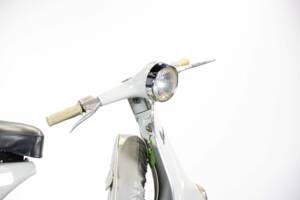 Immagine 32/50 di Piaggio Vespa 125 (1959)