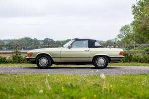 Afbeelding 43/45 van Mercedes-Benz 450 SL (1980)