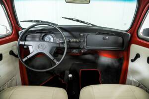 Image 7/50 of Volkswagen Beetle 1200 "Jeans Bug" (1983)
