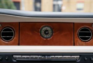 Image 17/27 of Rolls-Royce Phantom Coupé (2013)
