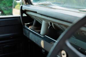 Image 31/50 de Land Rover Defender 110 (1983)