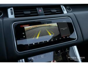 Image 17/27 of Land Rover Range Rover Sport P400e PHEV (2020)