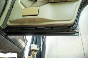 Image 47/50 of Mercedes-Benz 300 TD (1986)