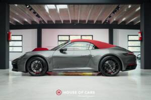 Image 10/25 of Porsche 911 Carrera 4 GTS (2022)