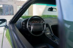 Afbeelding 27/46 van Porsche 928 GTS (1993)