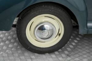 Image 32/50 of Morris Minor 1000 (1967)