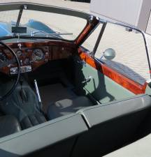 Image 27/50 de Jaguar XK 140 SE DHC (1956)