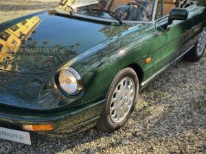 Image 65/100 de Alfa Romeo 2.0 Spider (1993)