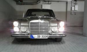 Bild 2/30 von Mercedes-Benz 300 SEL 3.5 (1971)