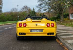 Immagine 6/30 di Ferrari 550 Barchetta (2001)
