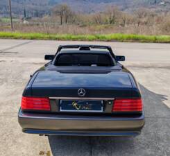 Image 14/42 of Mercedes-Benz 300 SL-24 (1992)