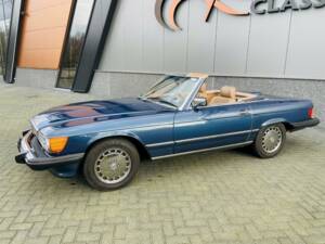 Image 6/36 of Mercedes-Benz 560 SL (1986)