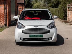 Bild 19/50 von Aston Martin Cygnet (2011)