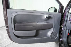 Image 34/48 de FIAT 500 C (2014)