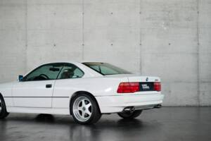 Immagine 11/50 di BMW 850i (1990)