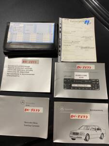 Image 40/49 of Mercedes-Benz S 500 L (1996)