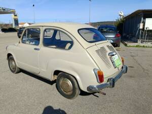 Immagine 37/44 di FIAT 600 D (1967)