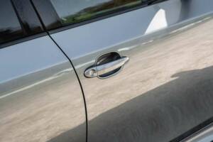 Bild 40/50 von BMW 550i (2006)