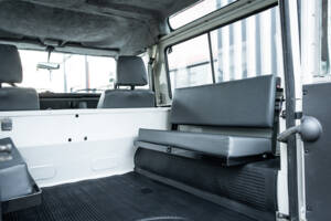 Immagine 68/97 di Land Rover Defender 90 (1995)