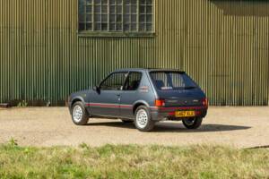 Imagen 41/50 de Peugeot 205 GTi 1.6 (1989)